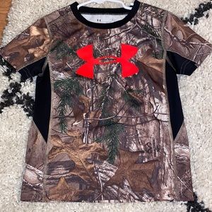 Under armor size 4t